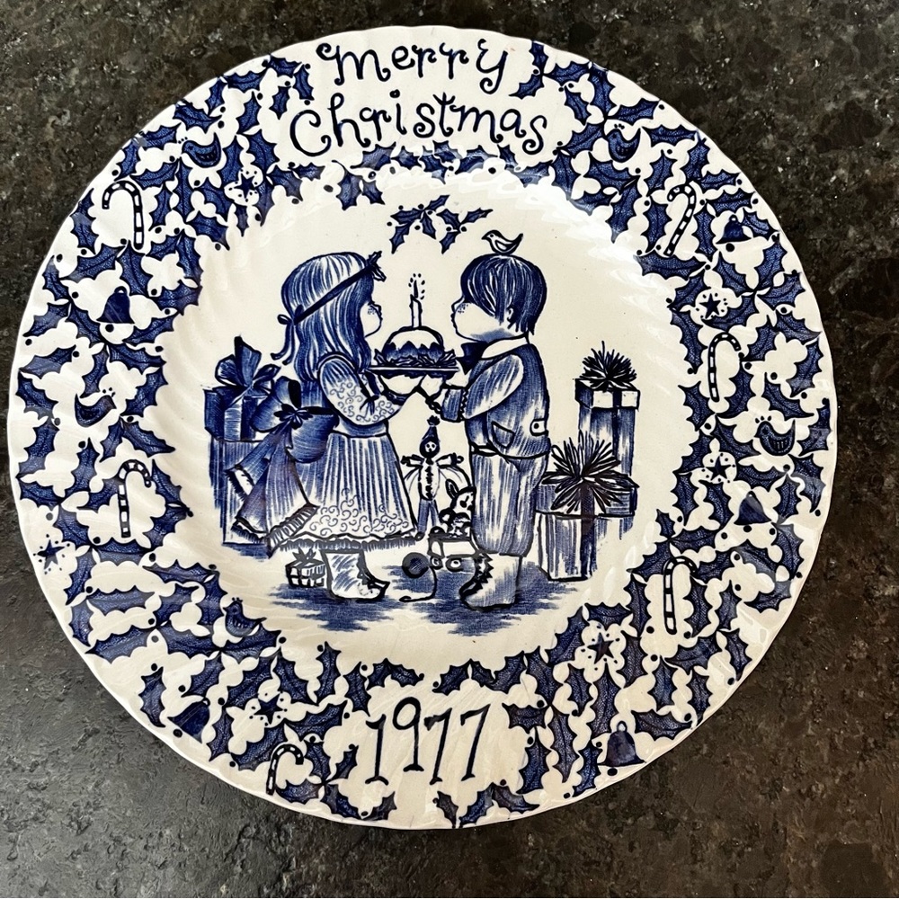 Royal Crownford Christmas Plate 1977 A Hapoy Holiday To You by Norma Sherman